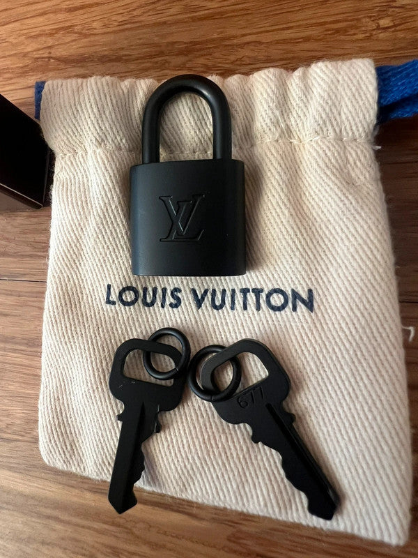 Louis Vuitton Keepall Bandoulière 50 M21384