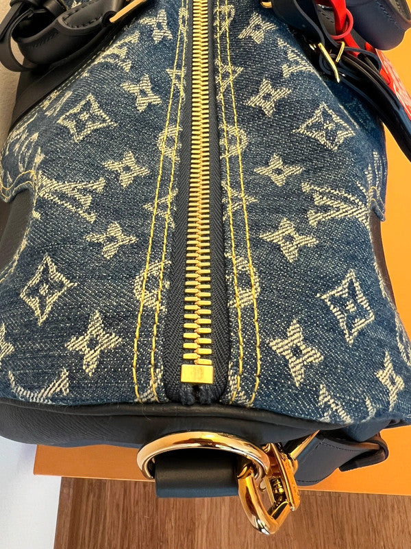 Louis Vuitton Blue Monogram Keepall Bandoulière M45975