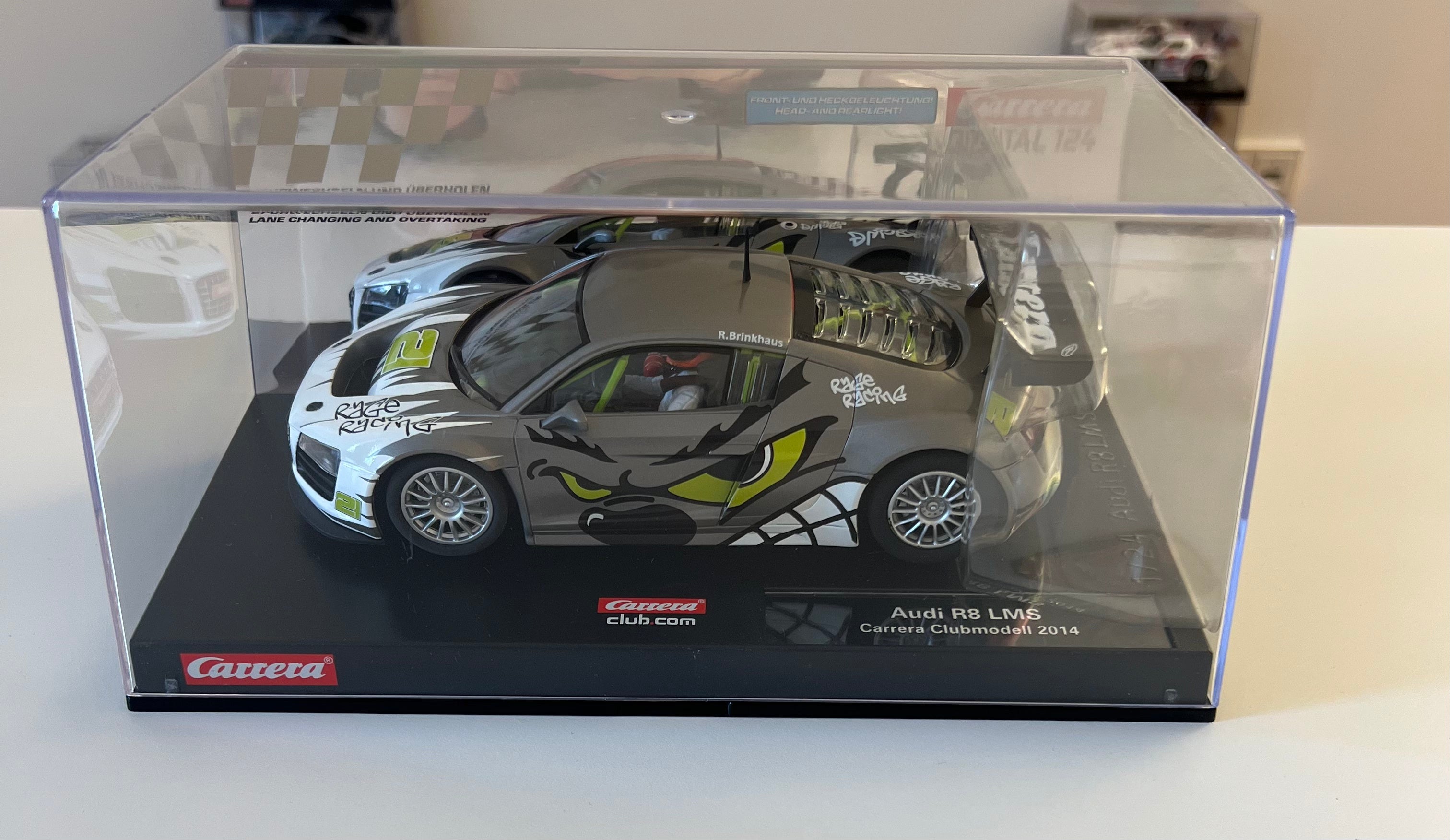 Carrera Digital 124 23802 Audi R8 LMS