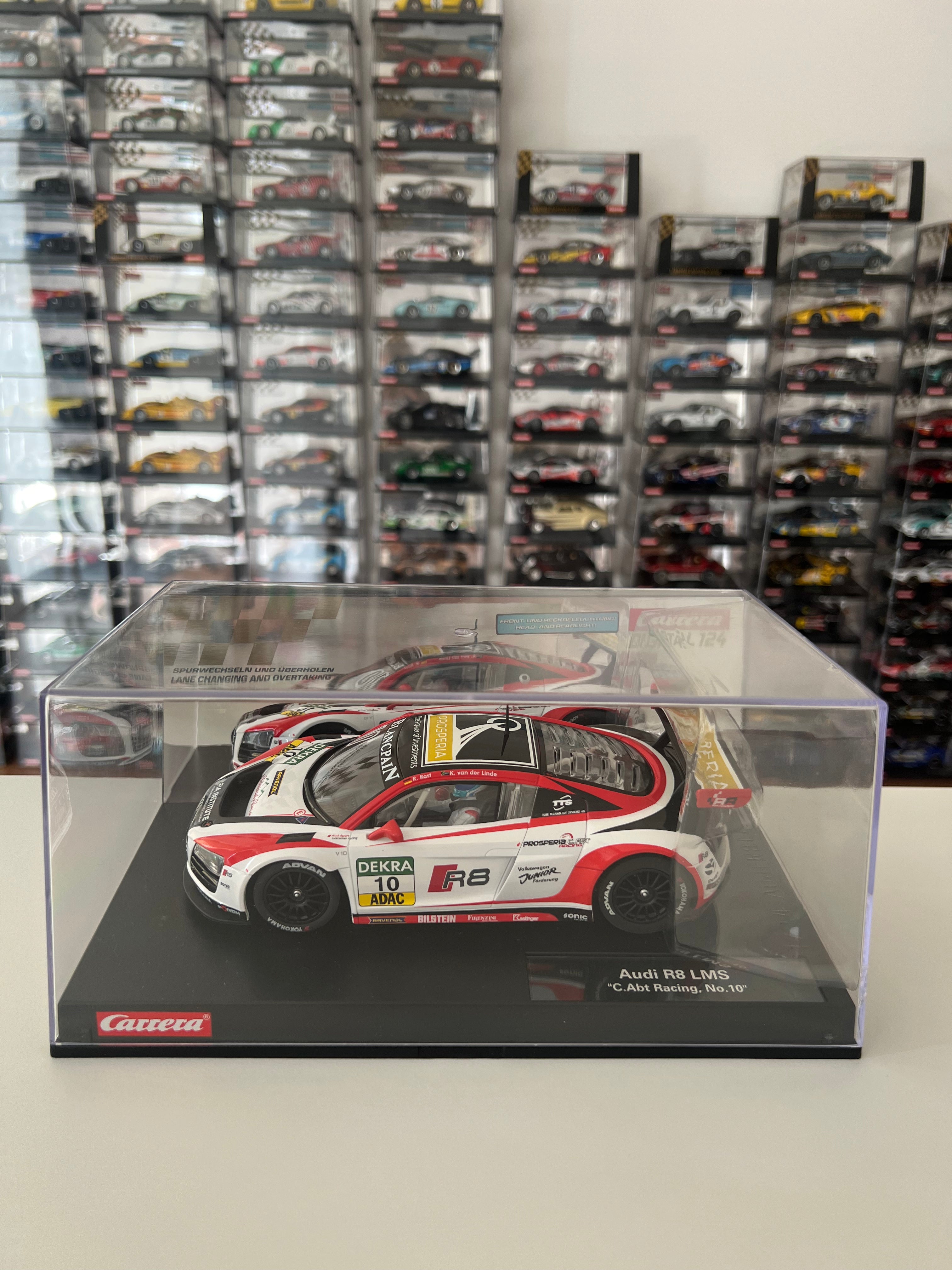 Carrera Digital 124 23808 Audi R8 LMS