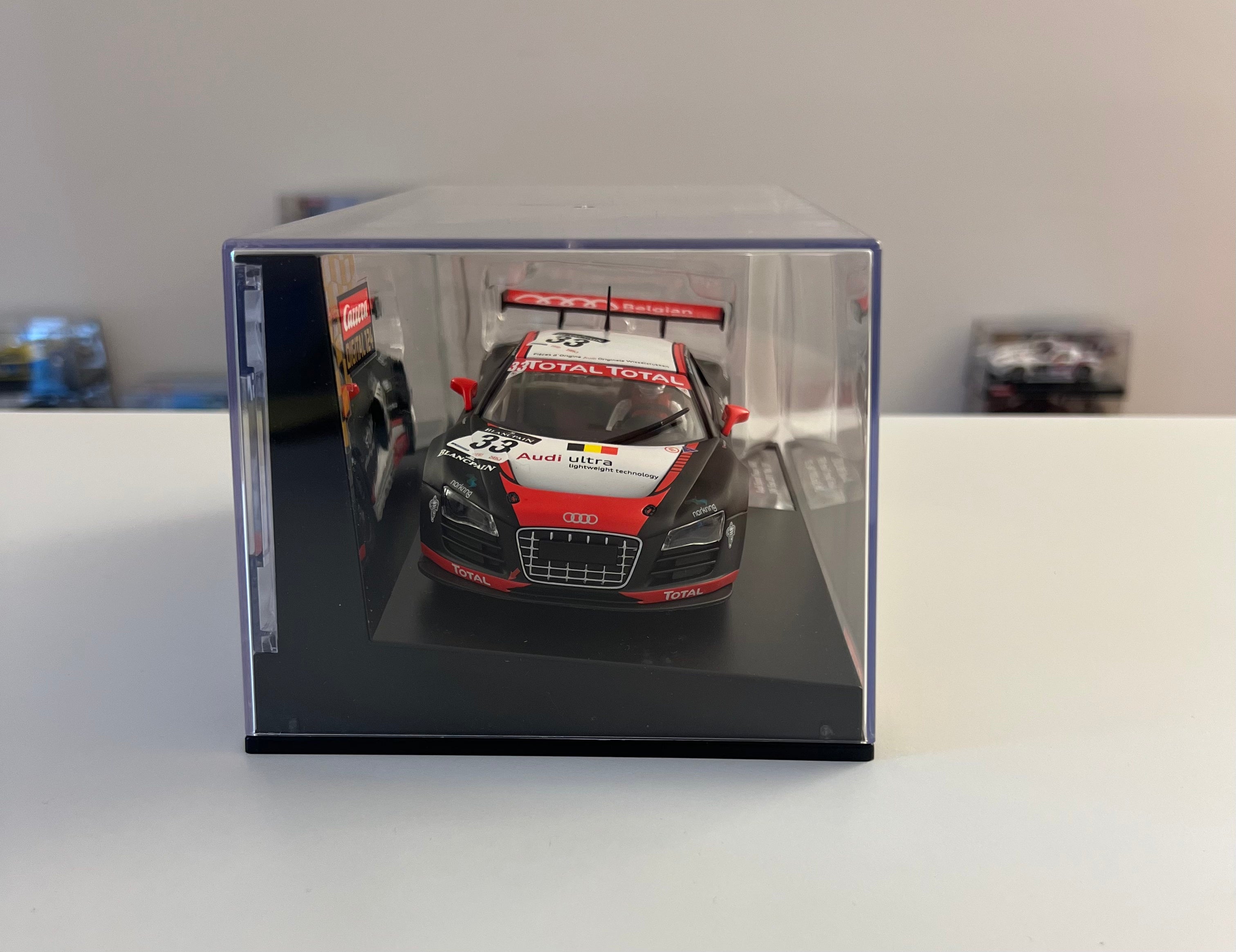 Carrera Digital 124 23775 Audi R8 LMS