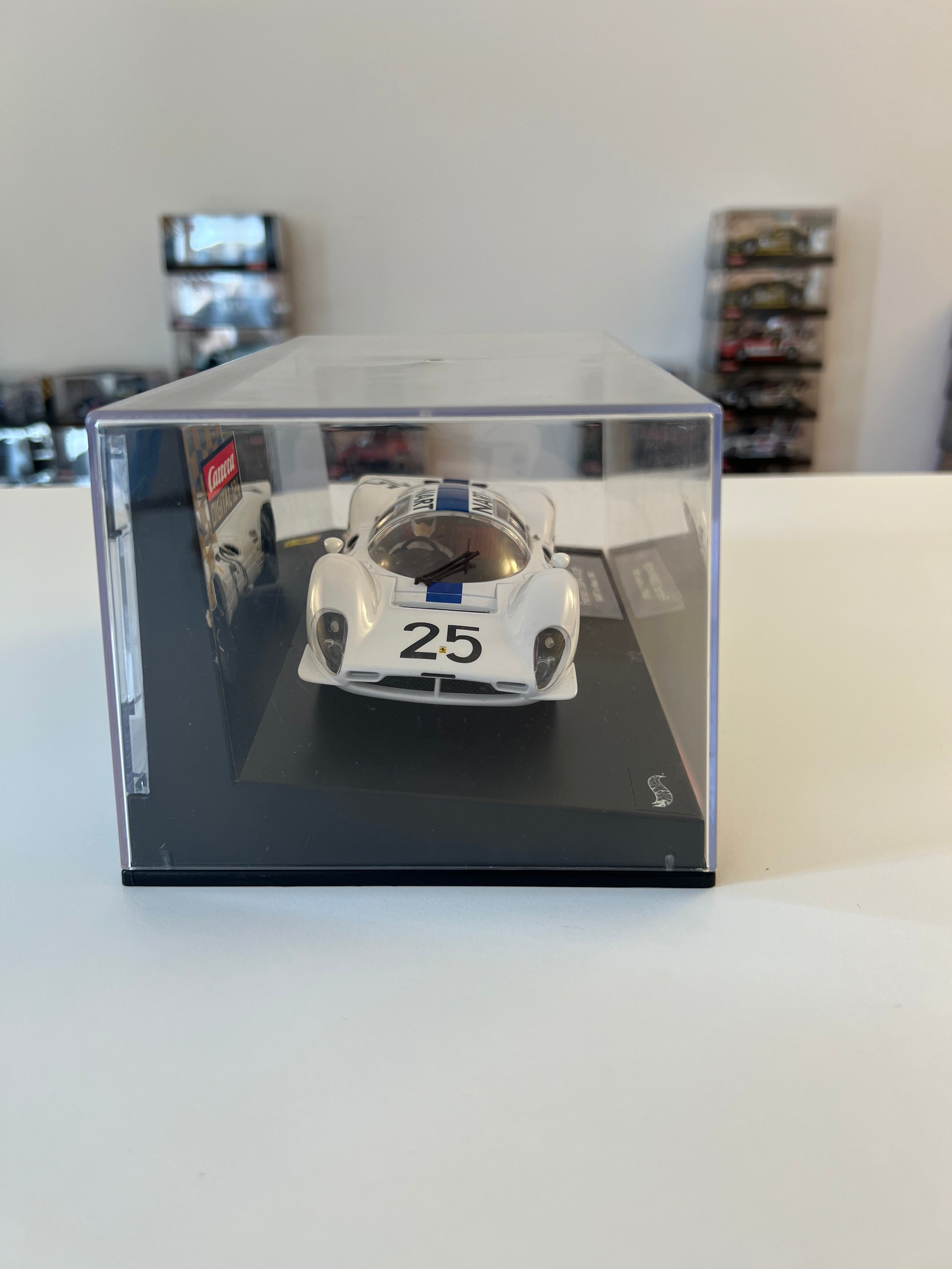 Carrera Digital 124 23732 Ferrari 330 P4