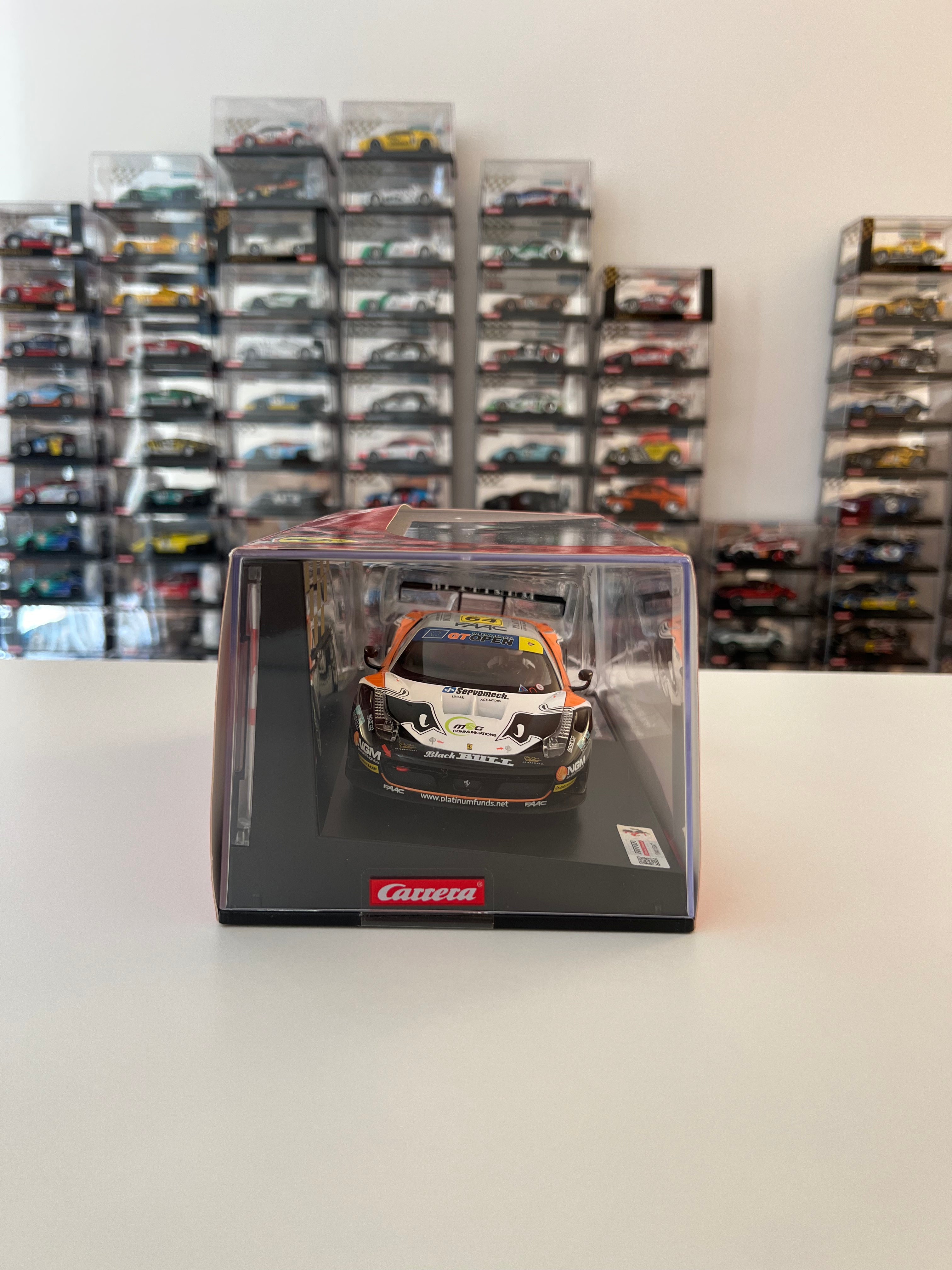 Carrera Digital 124 23811 Ferrari 458 GT3