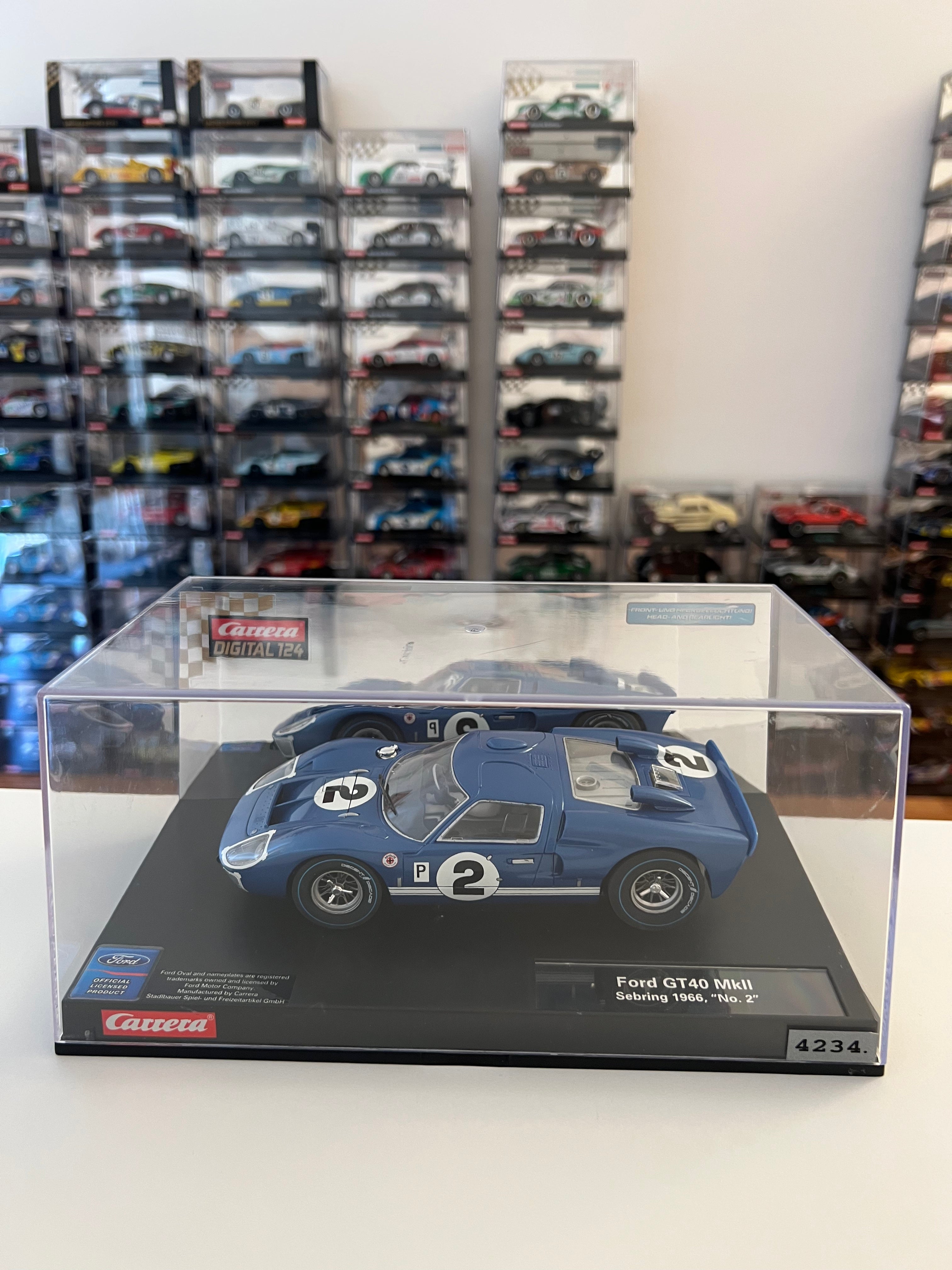 Carrera Digital 124 23746 Ford GT 40 MK II