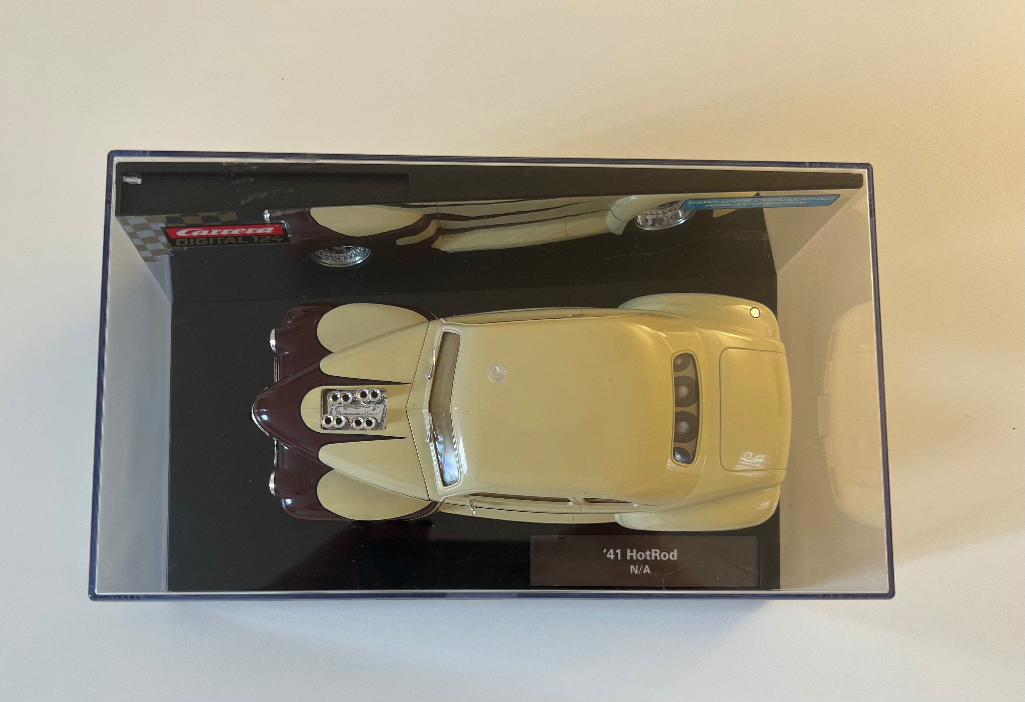 Carrera Digital 124 23711 HotRod 41