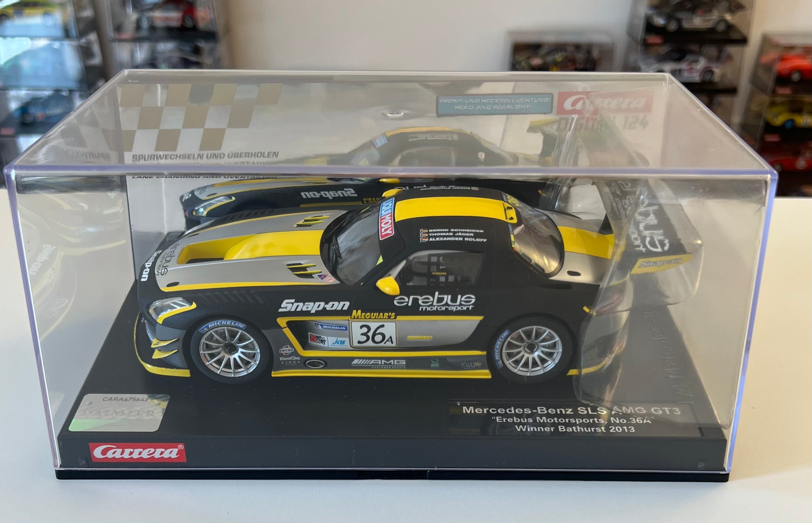 Carrera Digital 124 23795 Mercedes-Benz SLS AMG GT3