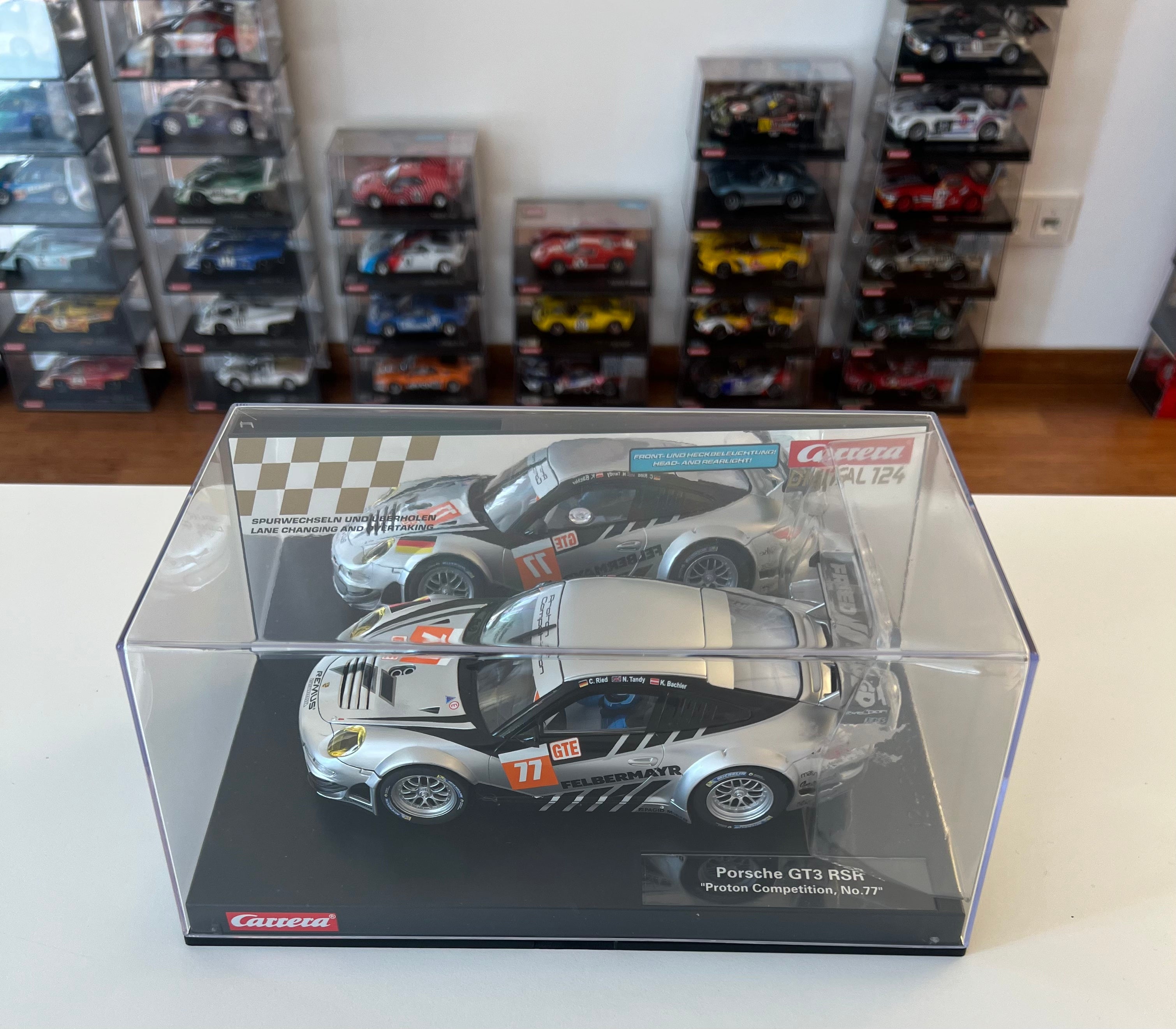 Carrera Digital 124 23835 Porsche 911 GT3 RSR